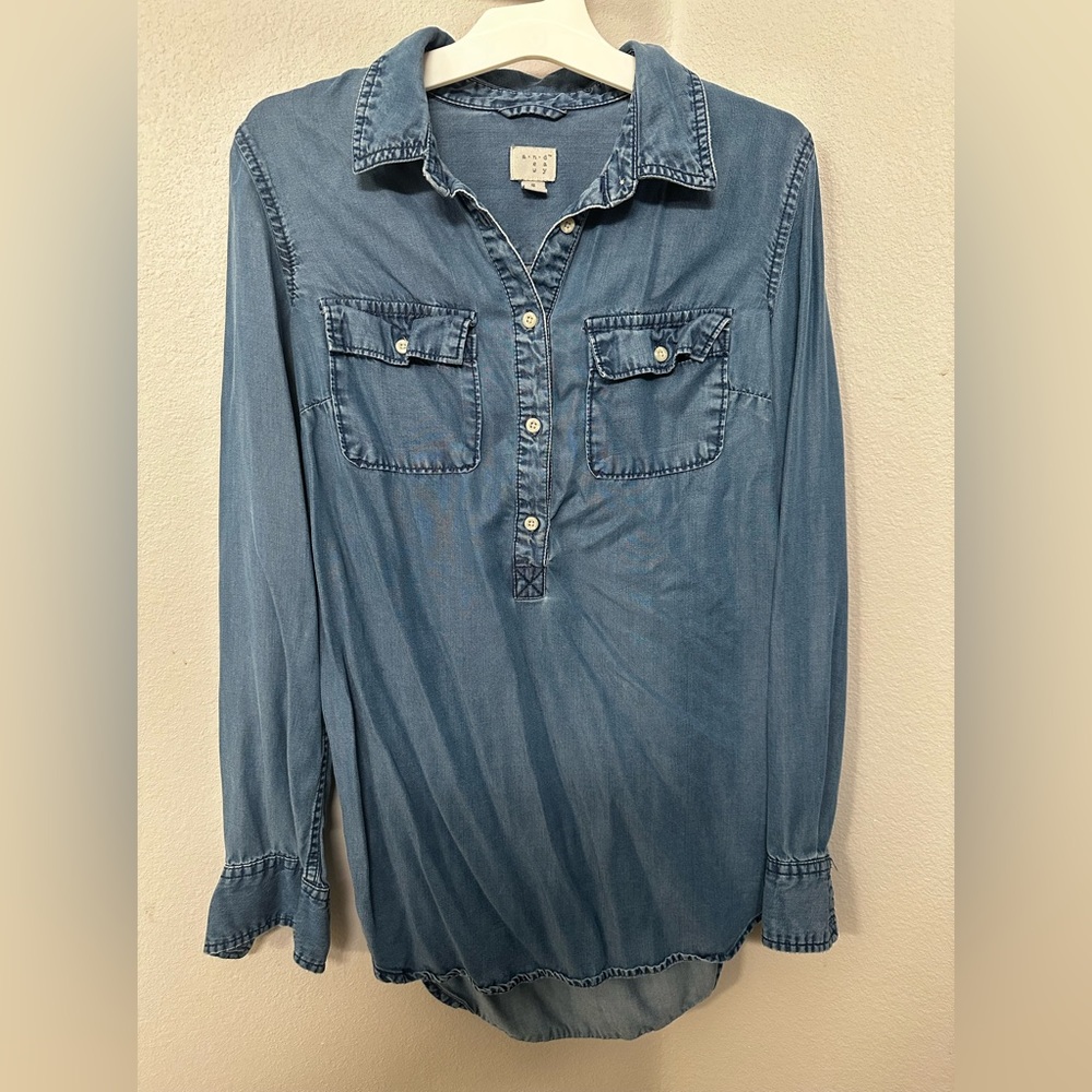 Denim Long Sleeve Blouse. Target. Size S. Mini Pockets.